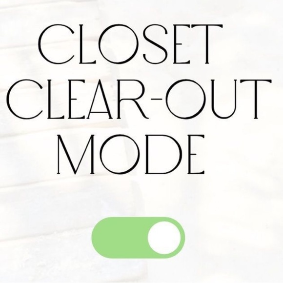 WELCOME - to my closet - Picture 12 of 15